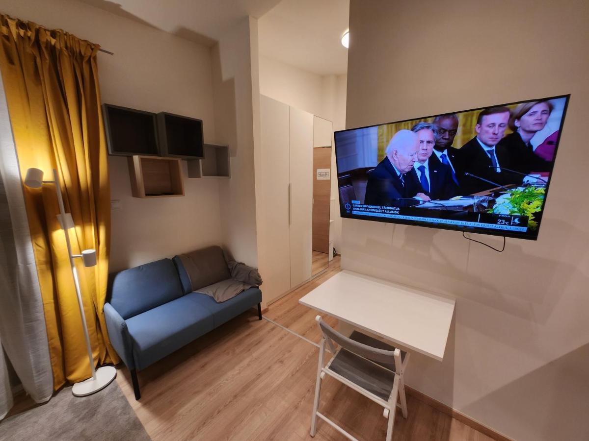 Apartman 18 Aparthotel Debrecen Exterior foto
